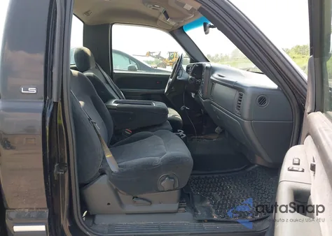 2001 Chevrolet Silverado 1500 Ls из США, поврежденный, VIN 1GCEK14T81Z107806